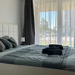 Fregatt 04 דירה